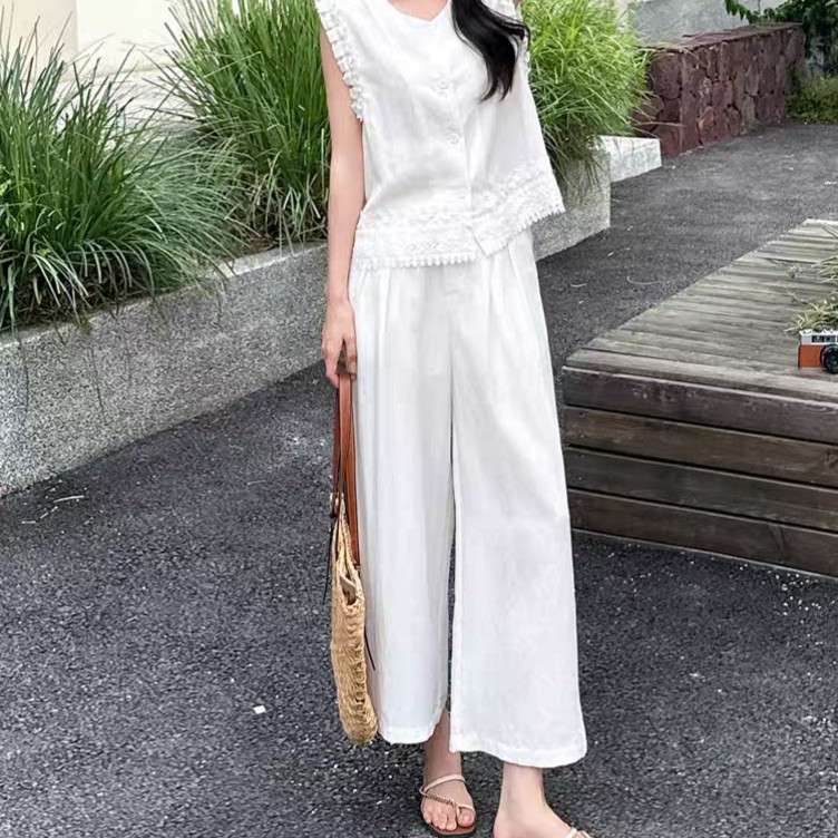 6881休闲时尚蕾丝拼接无袖马甲搭配阔腿裤夏季套装女