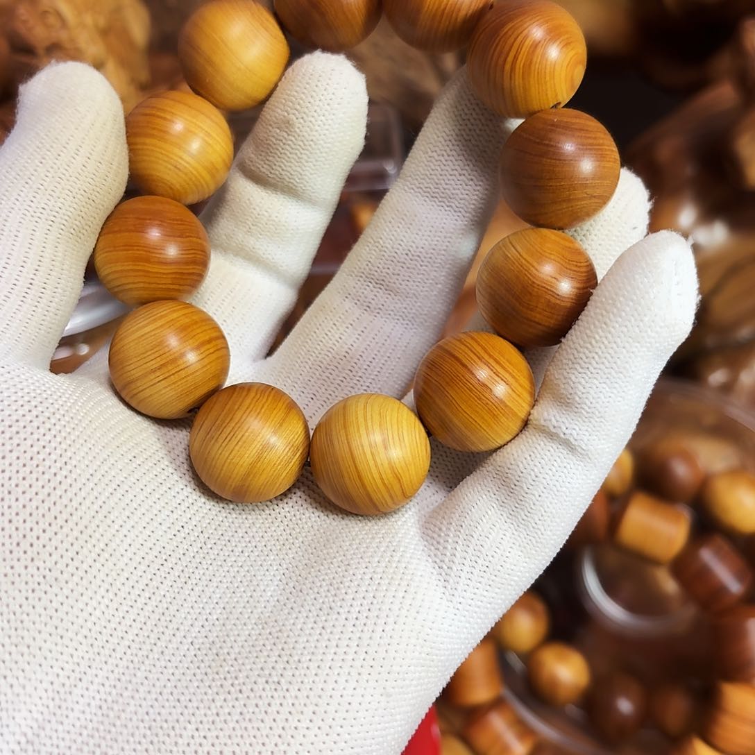 柏木（崖柏）?****?太行崖柏干黑油板根鸡油黄