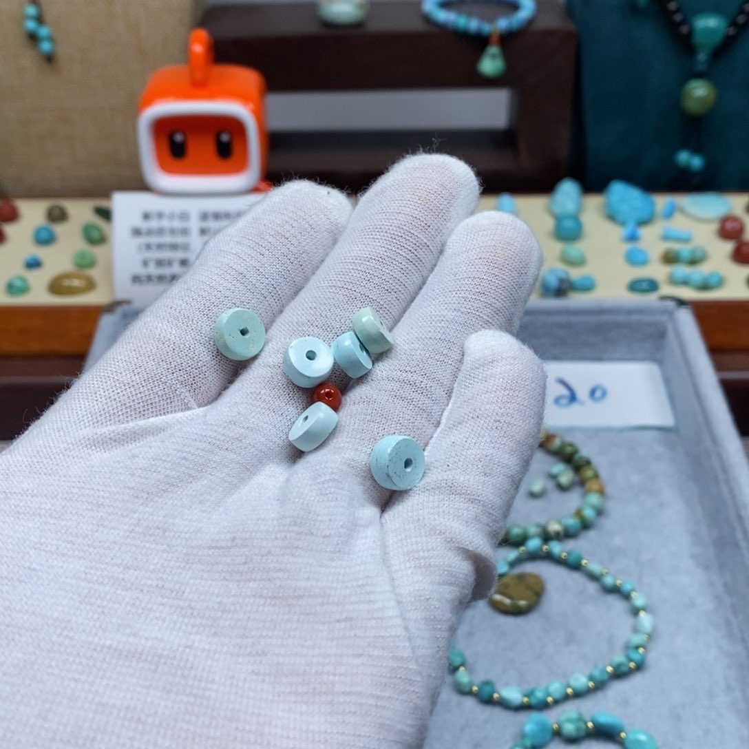 未镶嵌配饰南红玛瑙