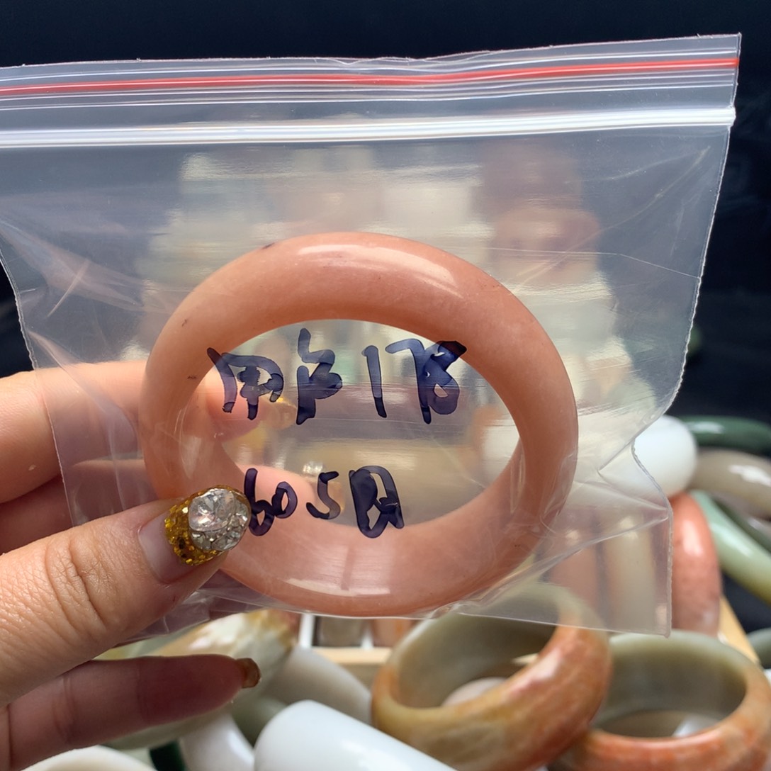 石英质玉手镯未镶嵌用****8