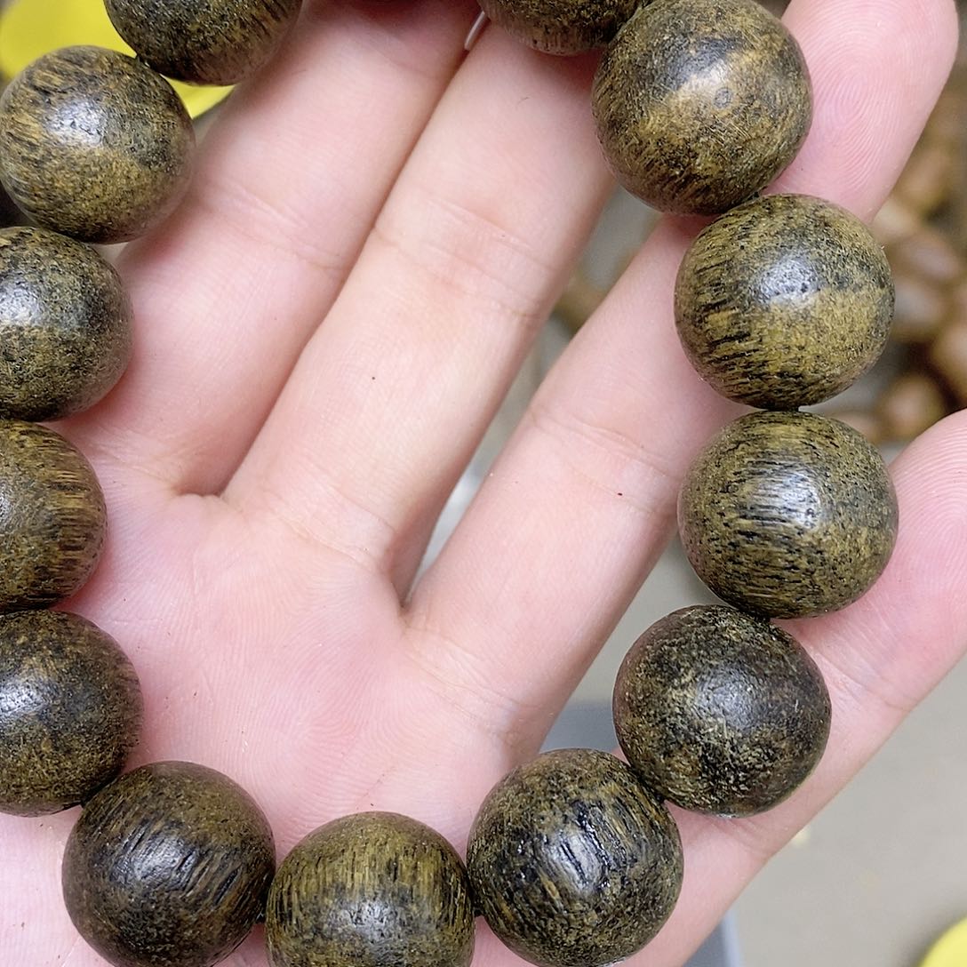 沉香沉香碎屑达拉干蚂蚁活沉1.7
