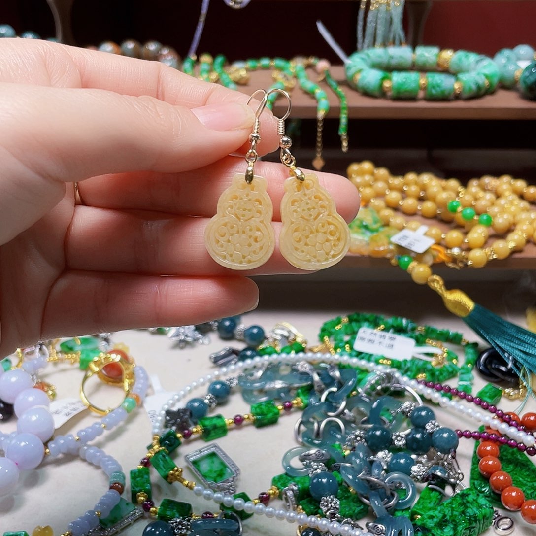 翡翠未镶嵌手链饰品