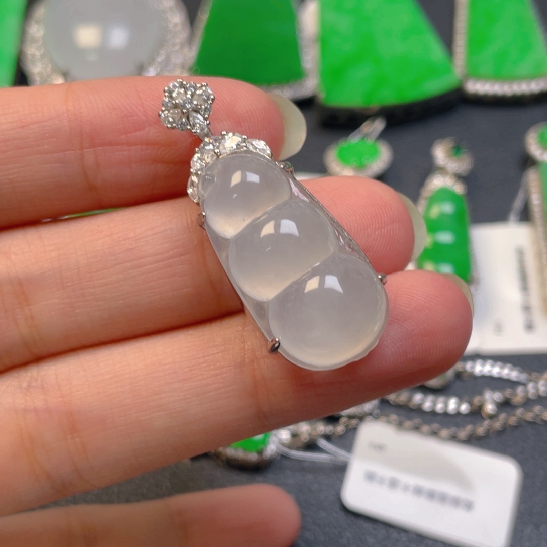 翡翠银S925镶嵌颈饰