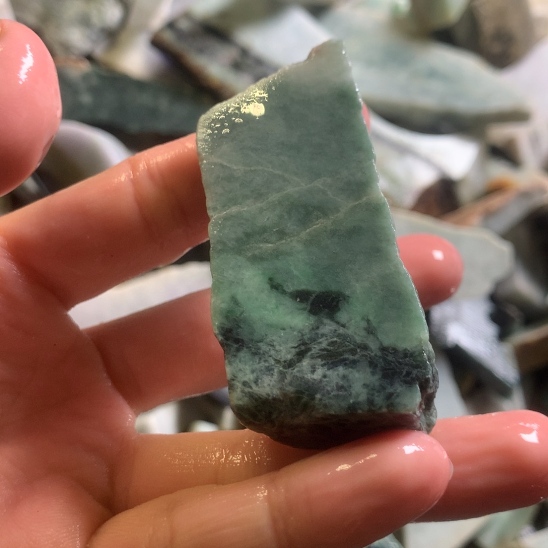 翡翠颈饰未镶嵌缅甸翡翠