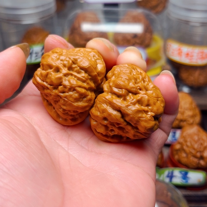 放漏款38三角蛙蛙………