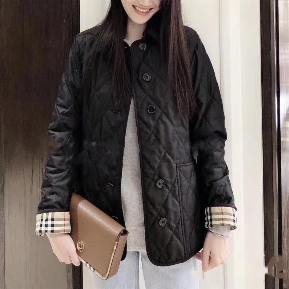 未使用 BURBERRY/博柏利 未使用 BURBERRY女装黑色菱形格纹修身版
