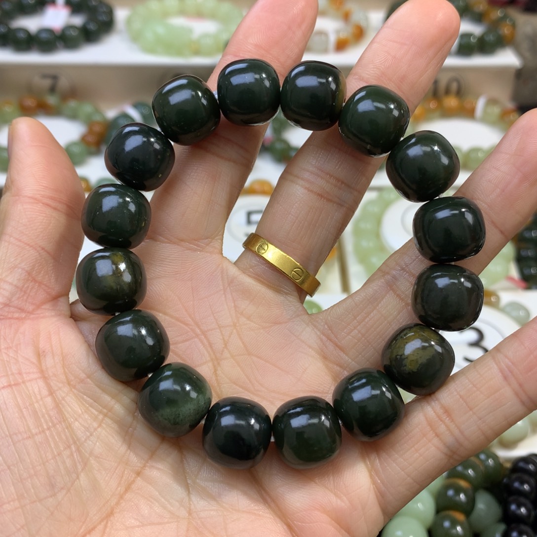 和田玉未镶嵌手链