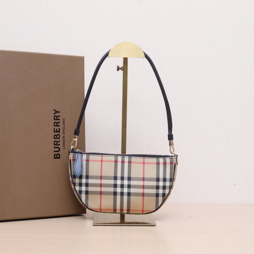 95新 BURBERRY/博柏利 手提包帆布 新款 战马格纹半圆 P205844301