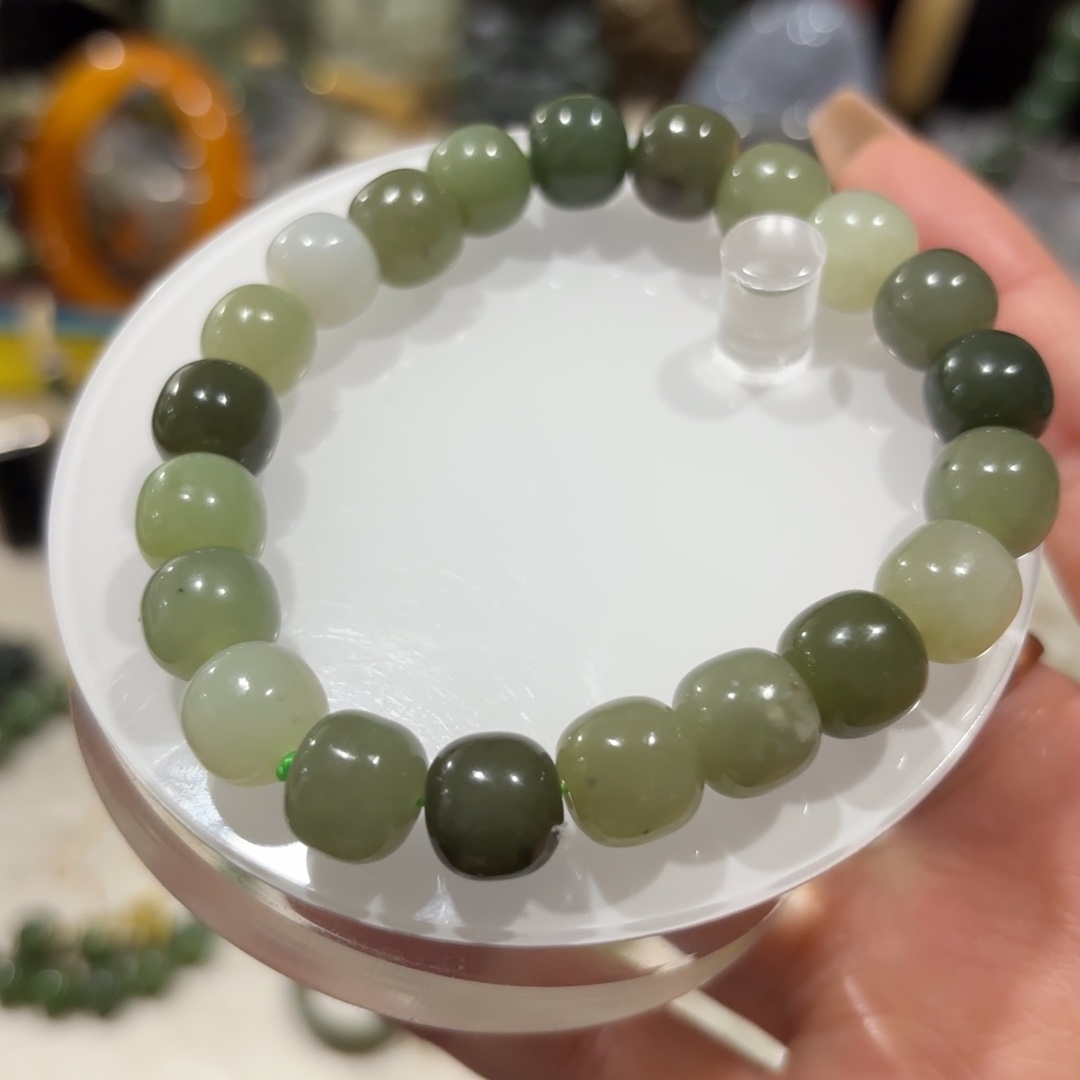 和田玉未镶嵌颈饰685688