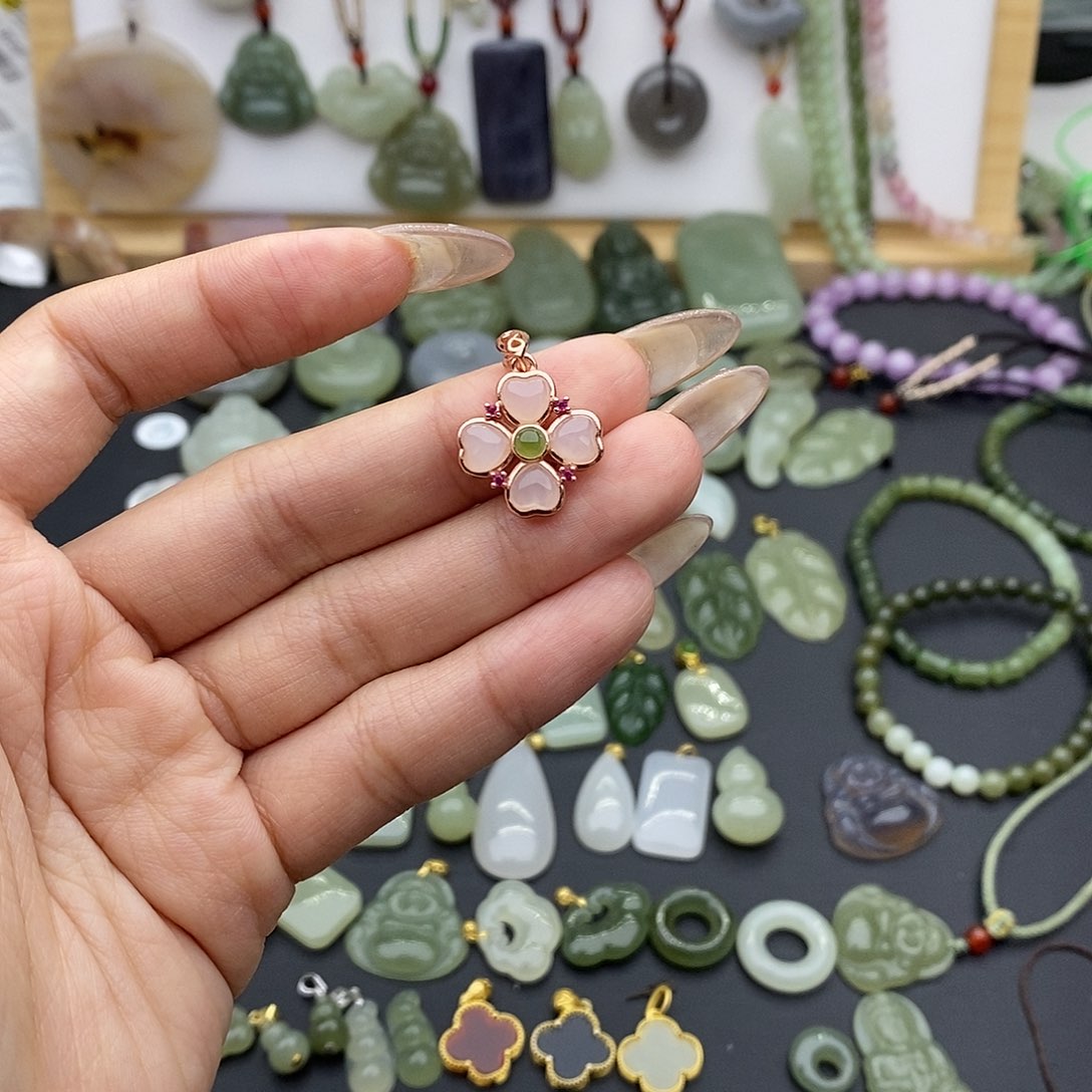 和田玉吊坠(不含链)银S925镶嵌