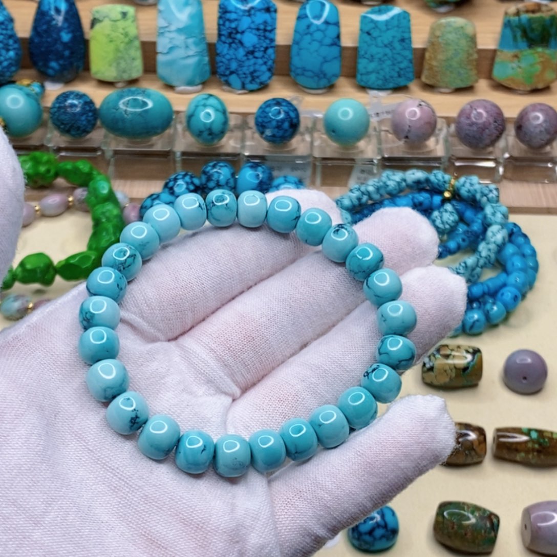 绿松石未镶嵌珠宝奇石