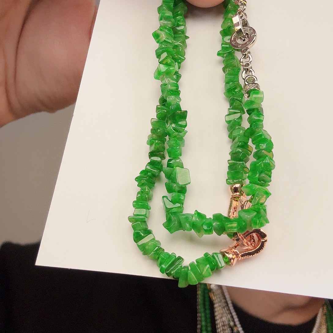 翡翠未镶嵌颈饰多样性发货只发一件