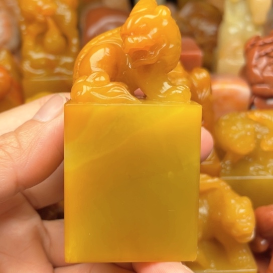 老挝石质地細腻光滑篆刻写字刀感十足