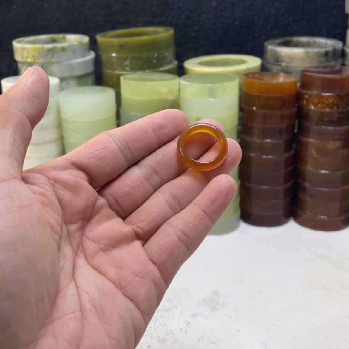 【闪购商品】蛇纹石玉珠宝半成品未镶嵌