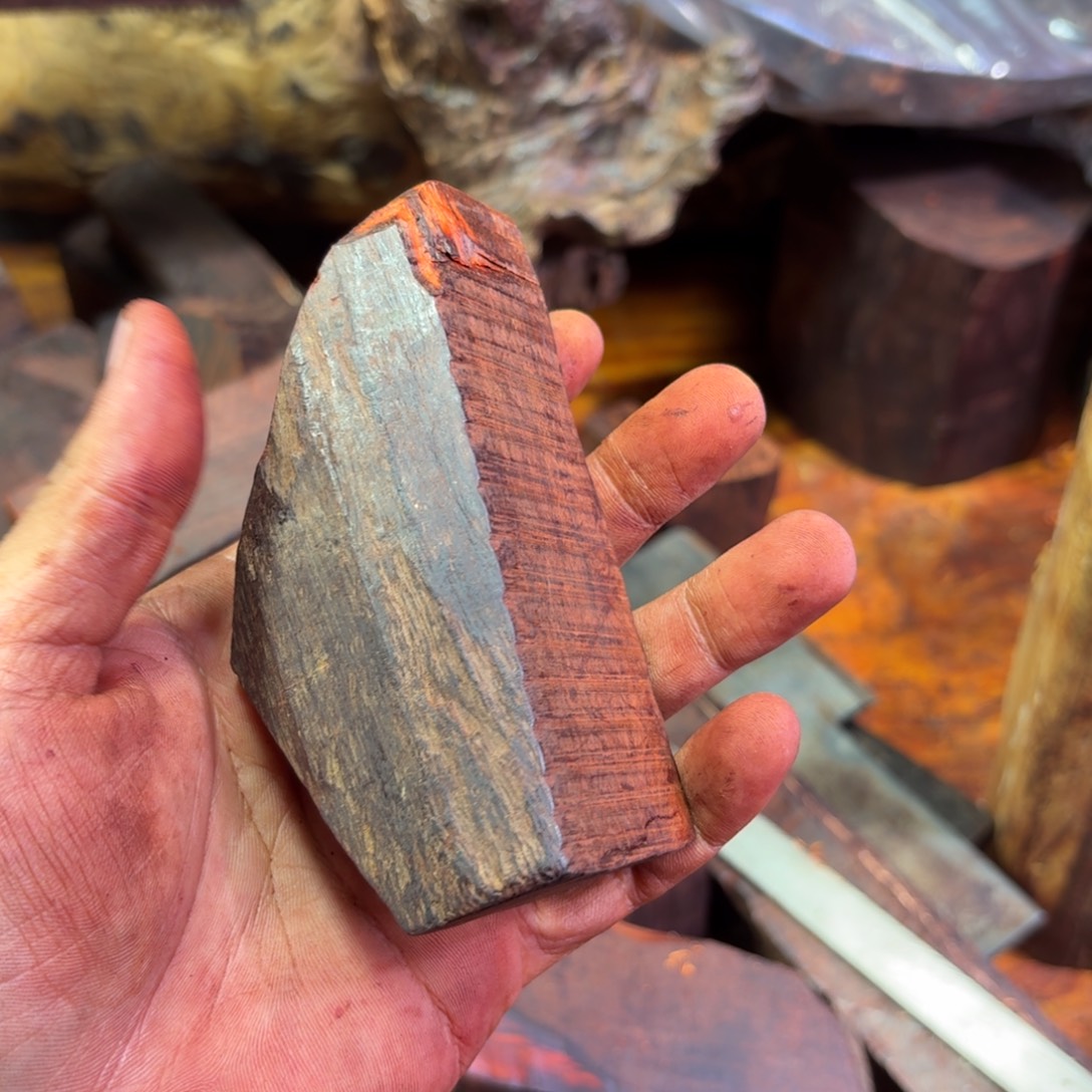 熊***币檀香紫檀（小叶紫檀）