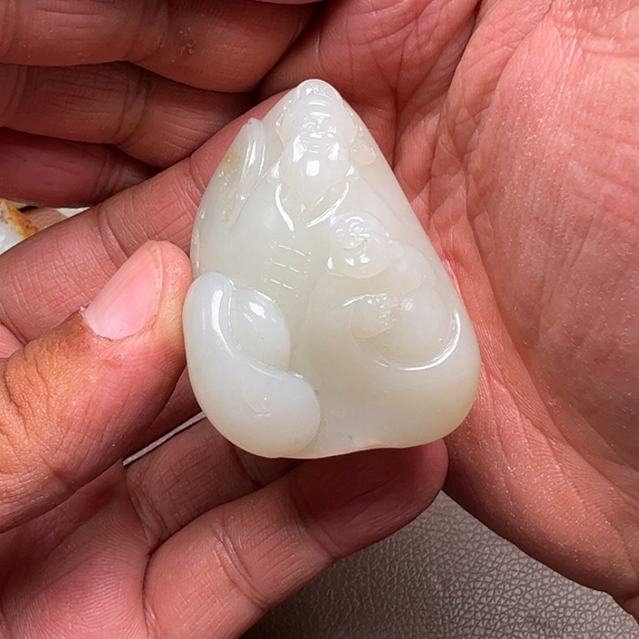 【闪购商品】和田玉吊坠(不含链)未镶嵌陳*