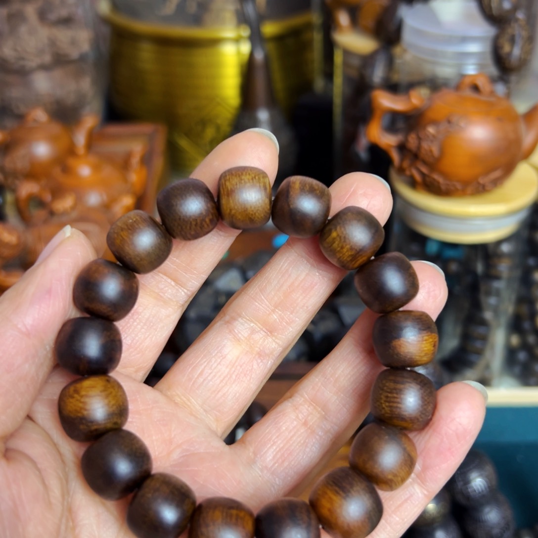 阴沉木年货节福利活动文玩手串摆件把件