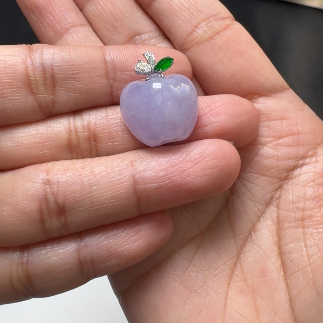 可***乐翡翠18K金镶嵌颈饰