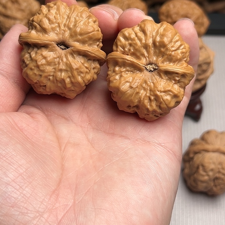 维***森吊坠桃核文玩核桃手把件