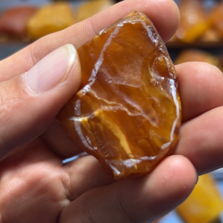 定制琥珀未镶嵌波罗的海琥珀