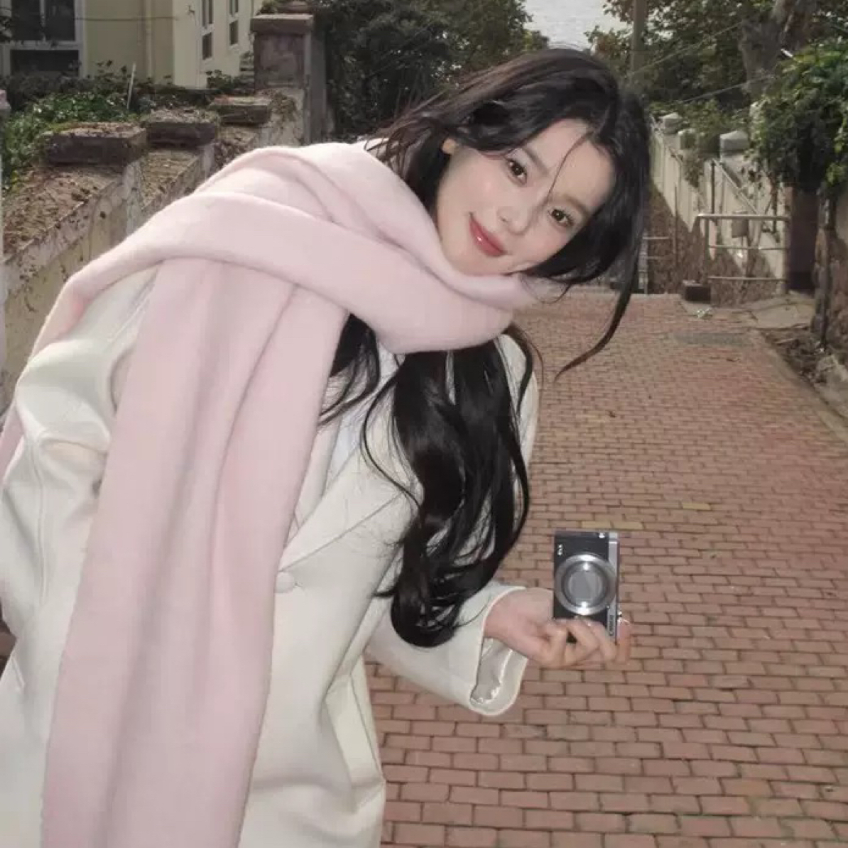 加厚马海毛软糯蓬松纯色围巾女秋冬季韩系披肩韩版保暖围脖百搭