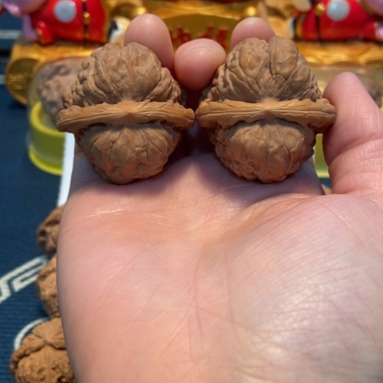 文玩核桃把件蛤蟆头