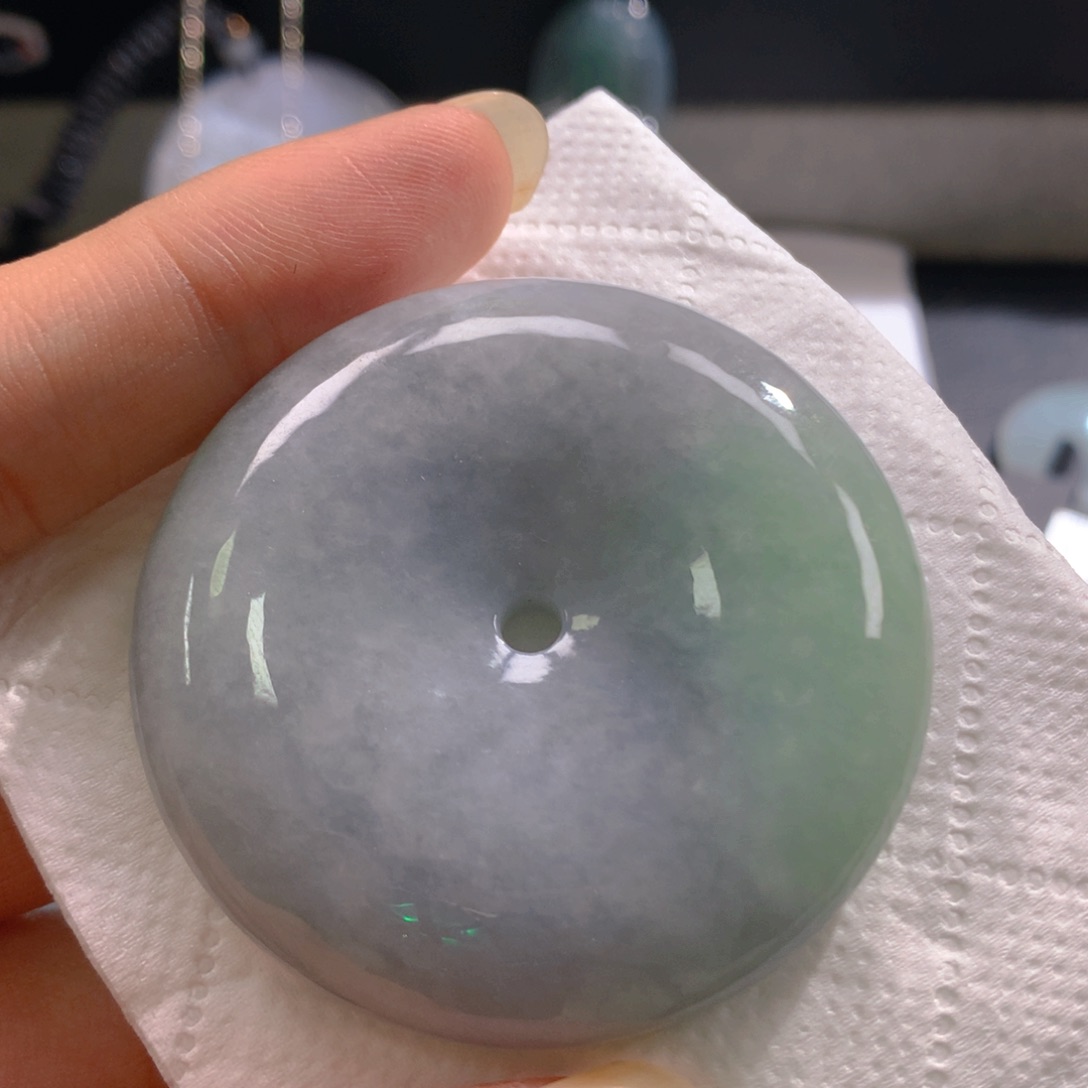 翡翠未镶嵌颈饰我