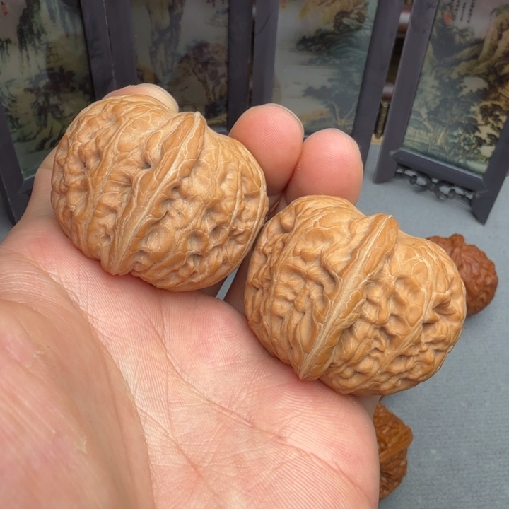 文玩核桃吊坠元宝43