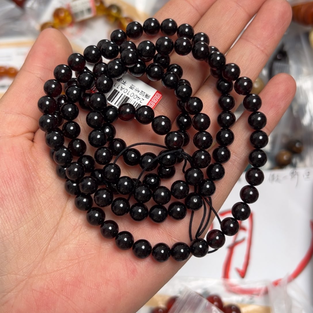 未镶嵌琥珀珠宝奇石276