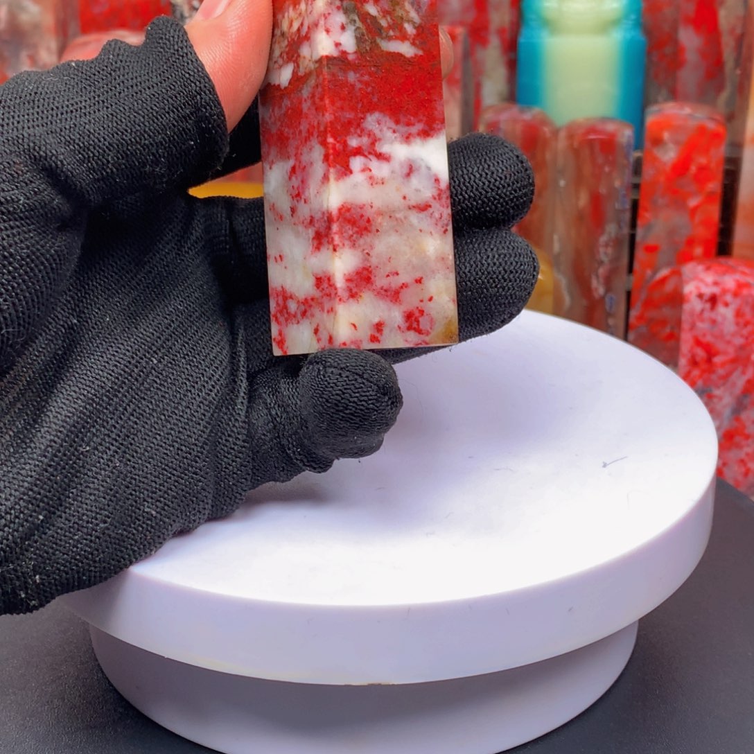 昌化石羊脂冻鸡血石印章