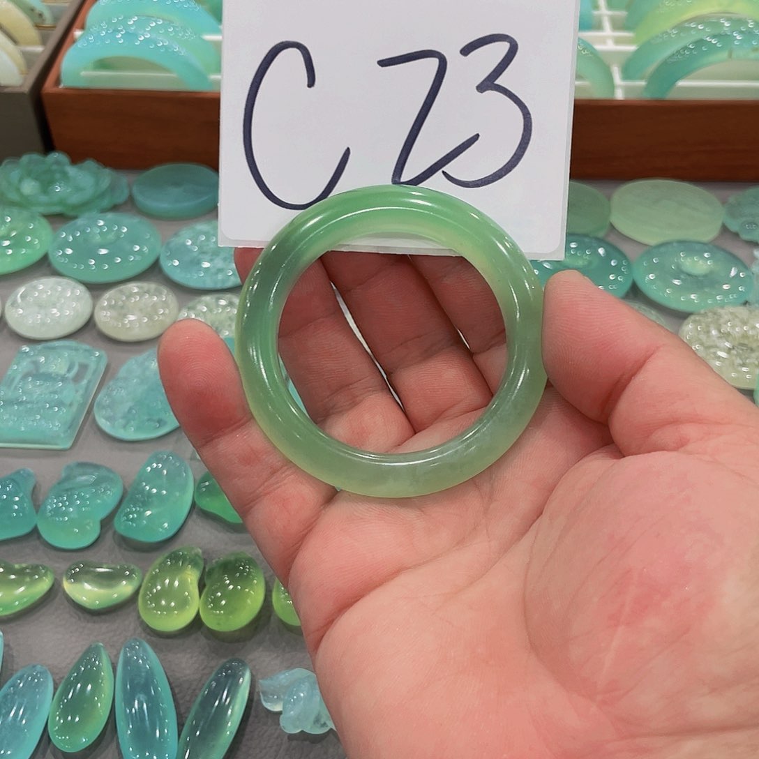 蛇纹石玉未镶嵌珠宝奇石恁*