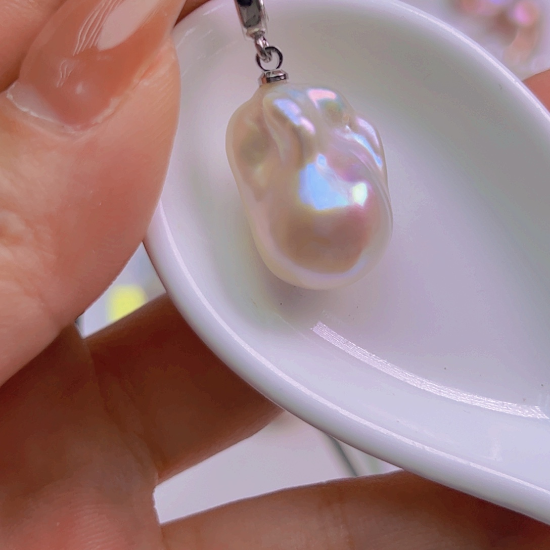 淡水珍珠未镶嵌吊坠(赠链)