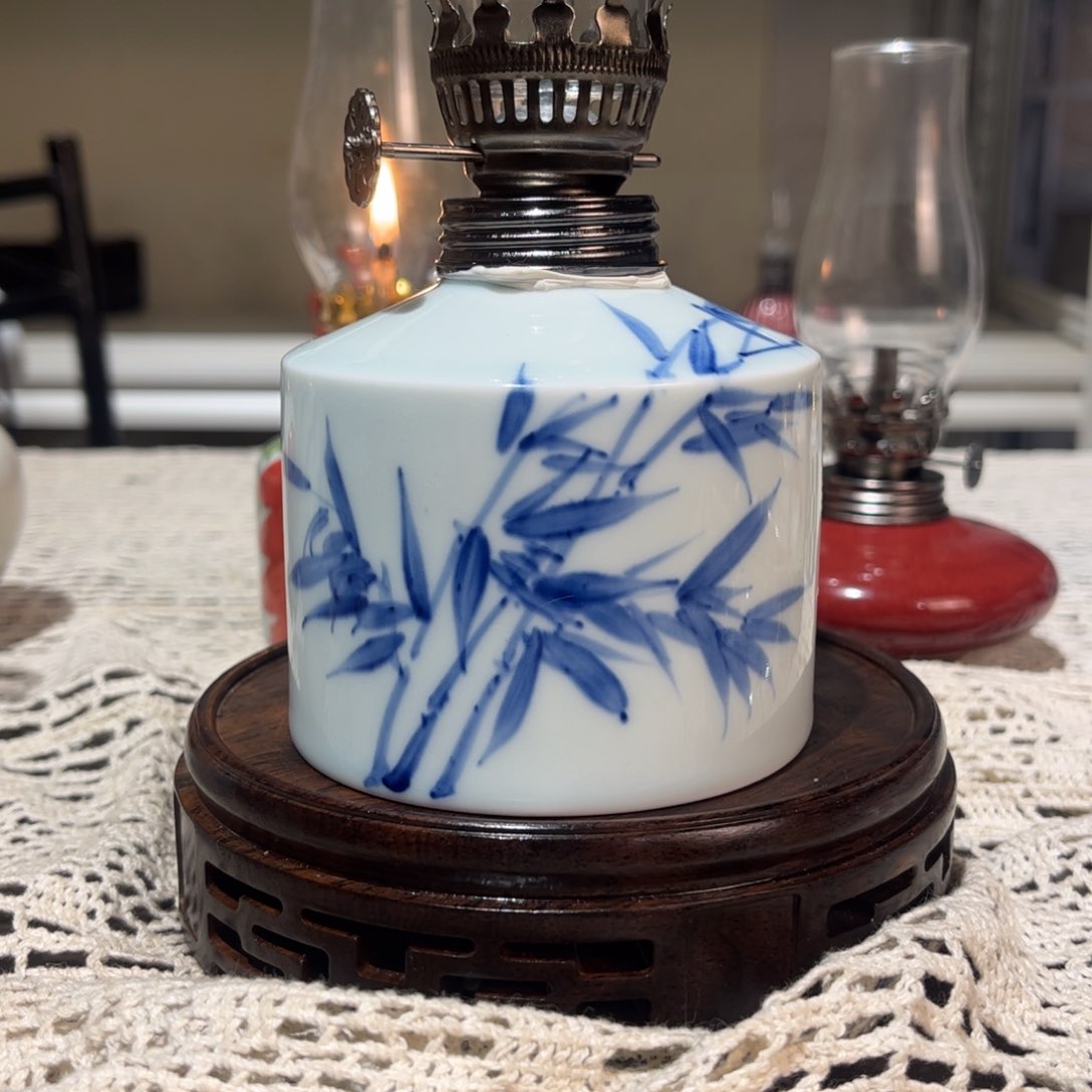 摆件景德镇陶瓷香薰灯