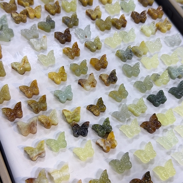 蛇纹石玉合金颈饰