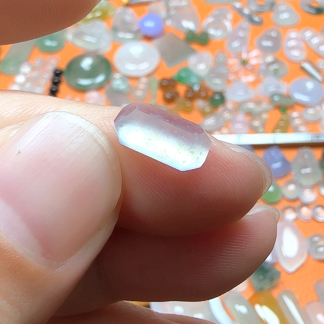 定制翡翠未镶嵌翡翠