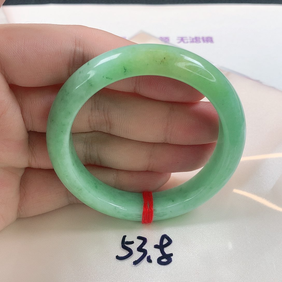 翡翠未镶嵌手镯328号