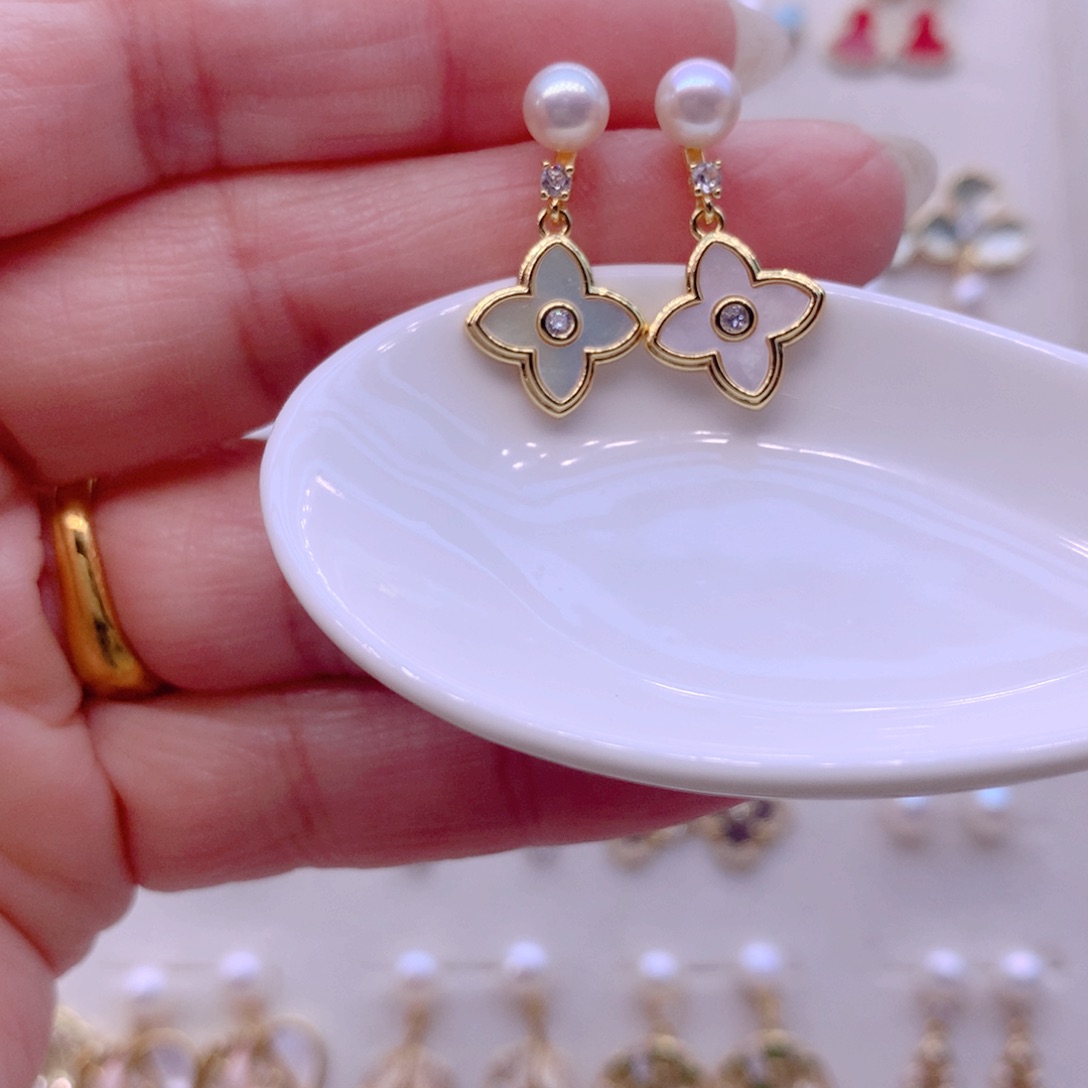 合金淡水珍珠耳饰