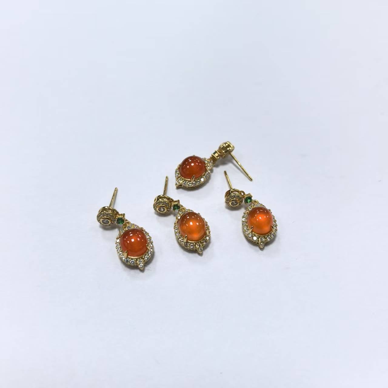 【村有晶品】天然南红耳钉 多样性发一件  1115ZBJY