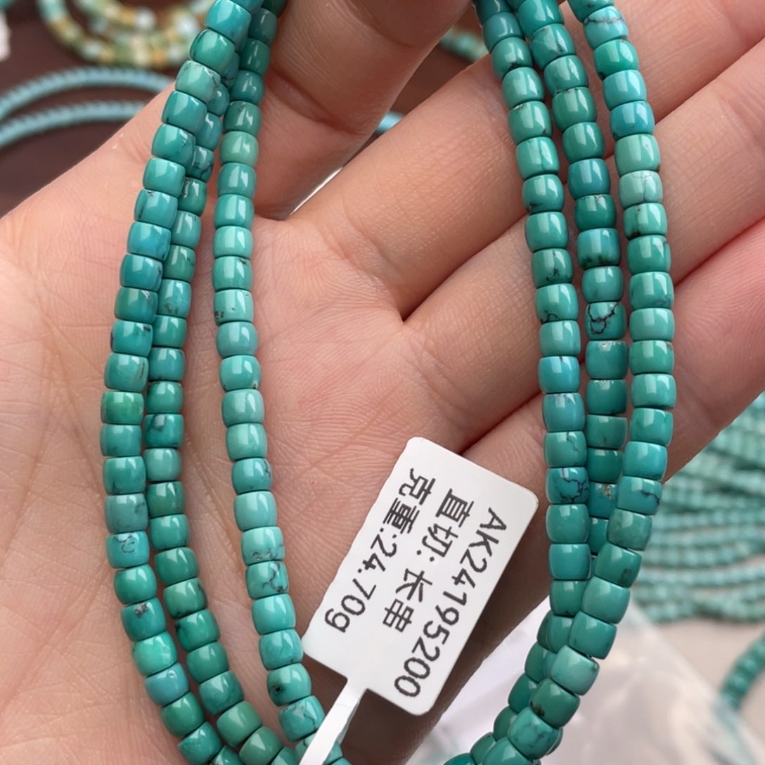 未镶嵌绿松石珠宝奇石