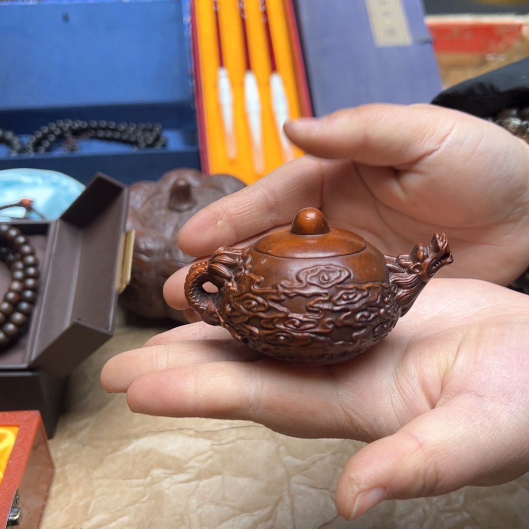 大叶紫檀（黑酸枝木类）