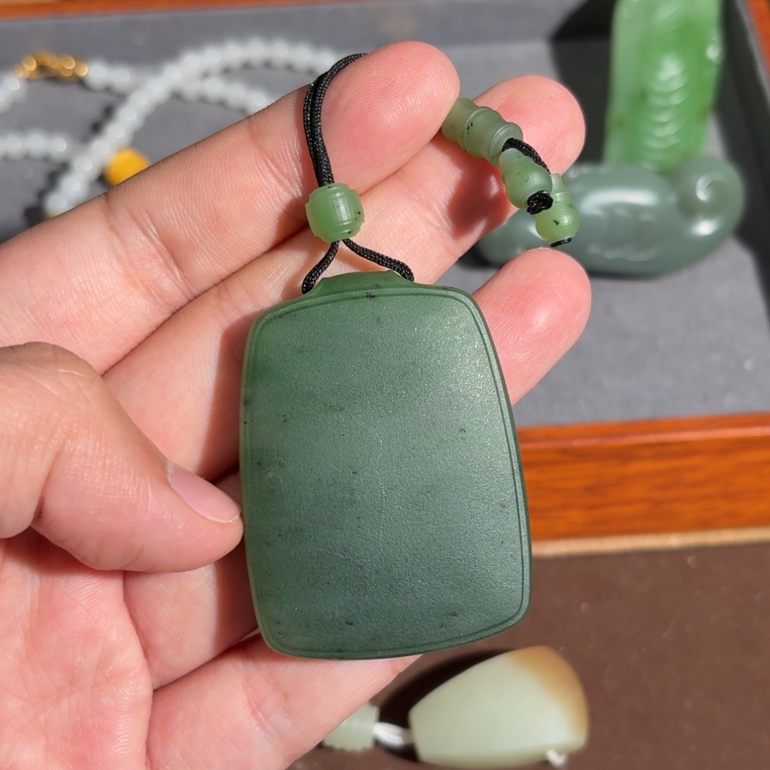 和田玉挂件未镶嵌