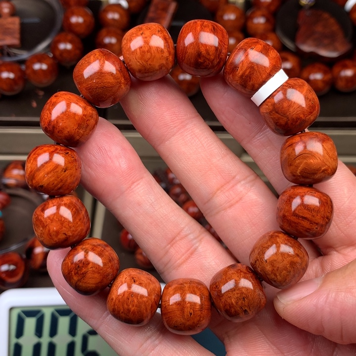 黄花梨/降香黄檀幸***.黄花梨1.6F7