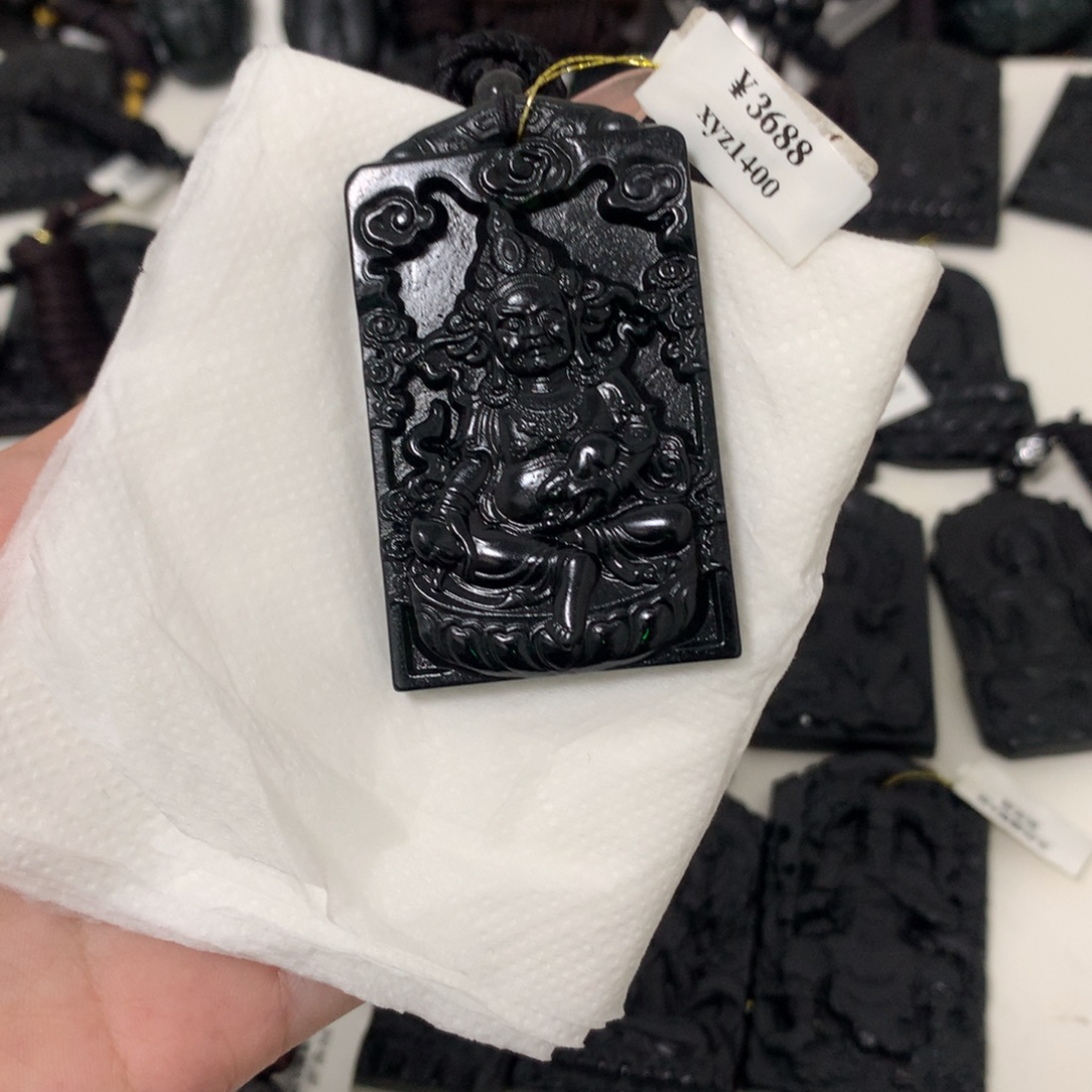 海***岸天然缅甸a货钢琴黑挂件