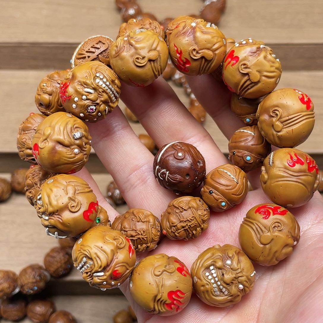 紫金鼠手串张*紫金鼠手串恶僧财神