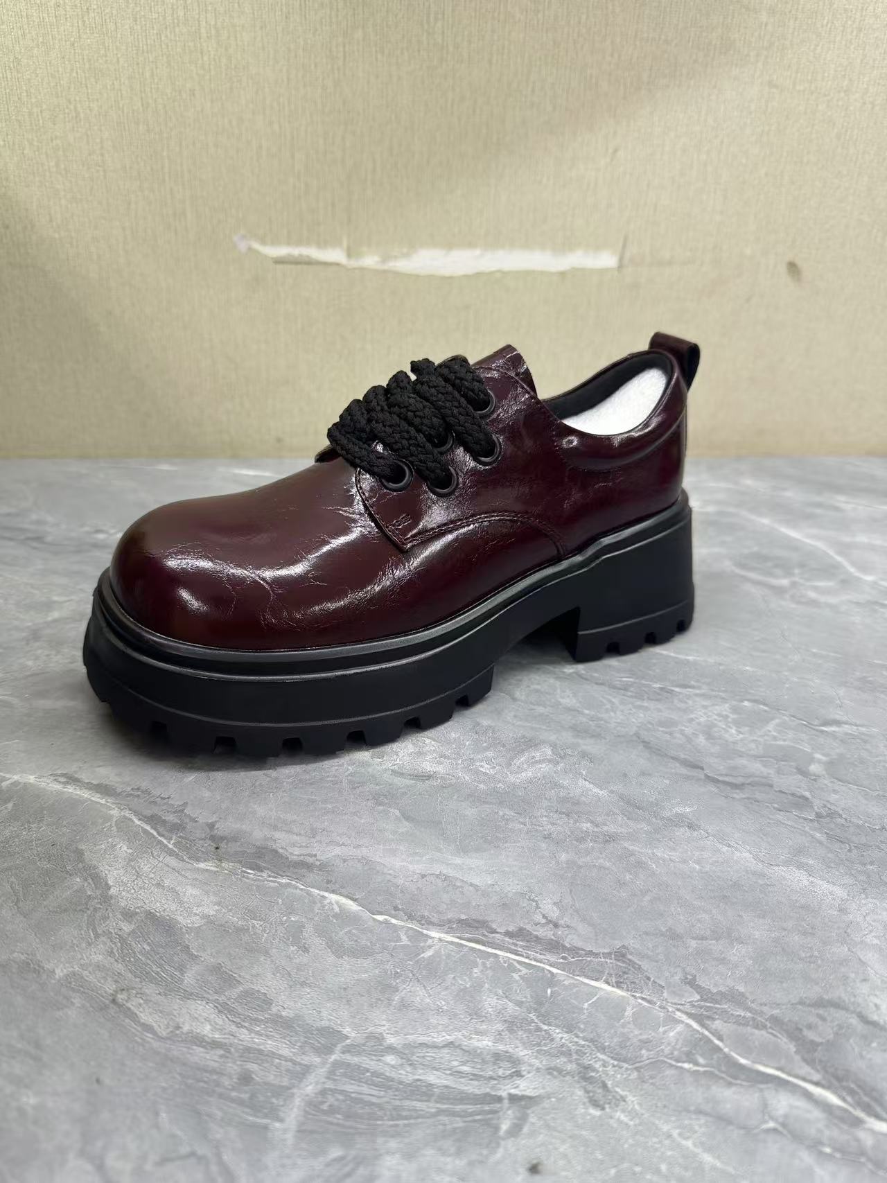 V030    时尚女鞋