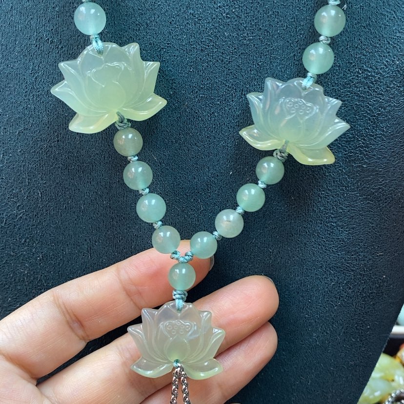 【闪购商品】蛇纹石玉吊坠未镶嵌