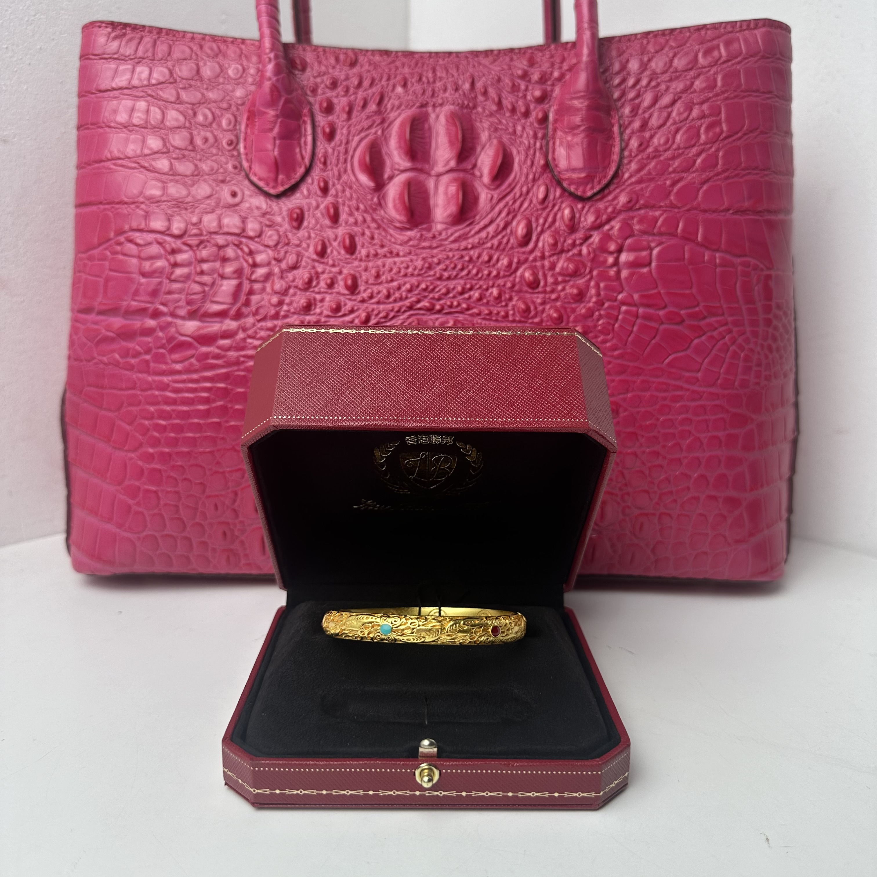 4538 精致高级气质手镯