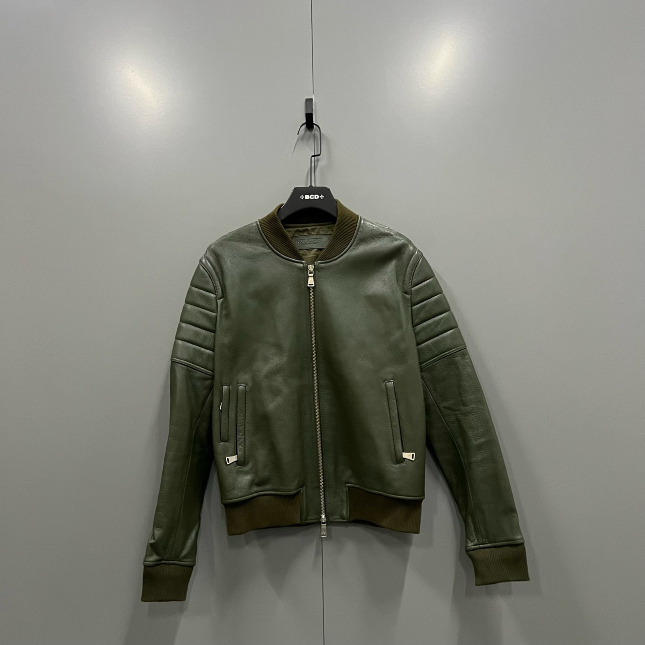 （jp）116 Neil Barrett NB 军绿皮衣夹克 L码/95新/20000/