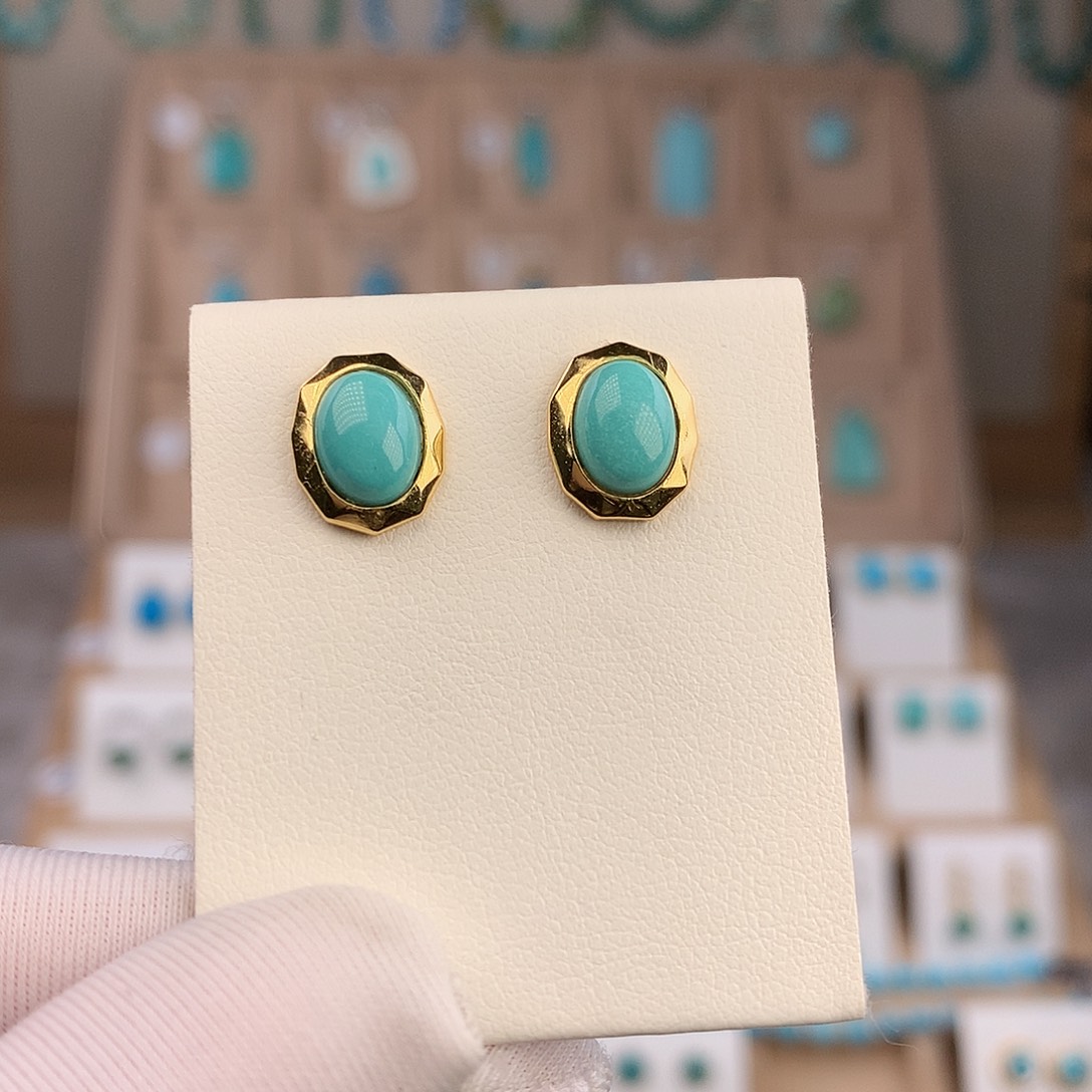 绿松石未镶嵌耳饰