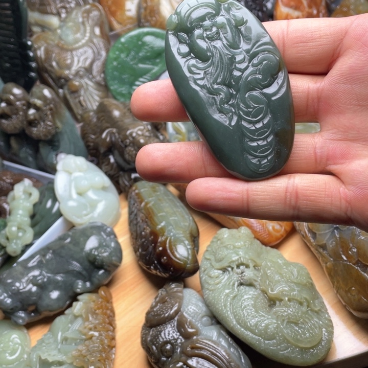 和田玉把件未镶嵌